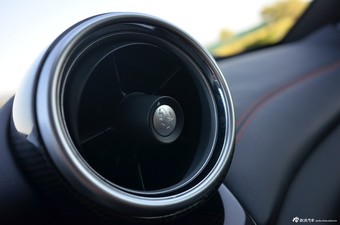 2015款California 3.9T自动标准型