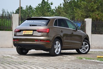 2016款奥迪Q3 2.0T自动35TFSI风尚型
