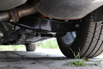 2016款奔腾B70 1.8T自动运动尊贵型