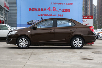 2015款奇瑞E3 1.5L手动实尚版