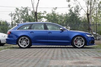 2016款奥迪RS6 4.0T自动Avant