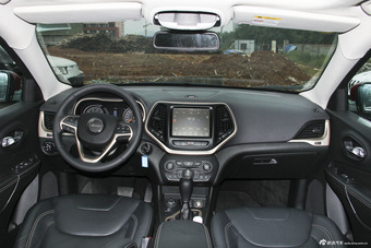 2014款自由光 2.4L自动都市版图片