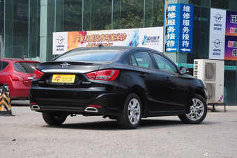 2015款海马福美来1.6L手动智尚型