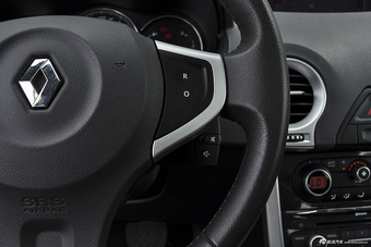 2014款科雷傲2.0L两驱时尚版