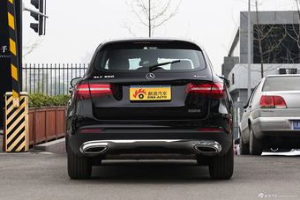 2016款奔驰GLC300 2.0T自动4MATIC动感型