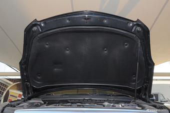 2015款凯迪拉克XTS 28T铂金版