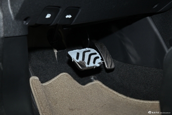 2012款MG5 1.5L自动精英版