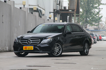 2015款奔驰E320L 3.0T自动运动轿车图片