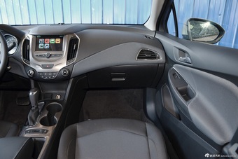 2017款科鲁兹1.5L自动先锋版