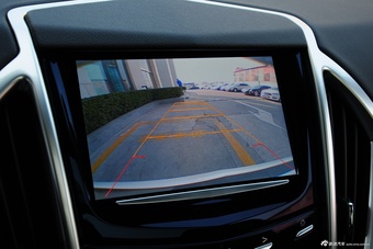 2015款凯迪拉克SRX 3.0L自动豪华版