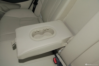 2013款艾瑞泽7 1.6CVT致尚版