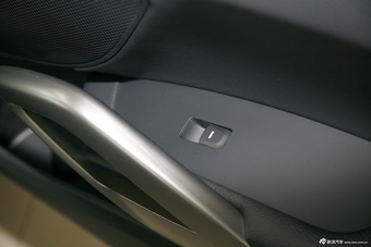 2012款现代Veloster飞思1.6T自动豪华版