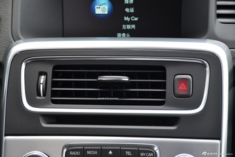 2017款沃尔沃V60  2.0T自动 T5 智逸版