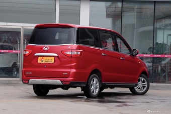 2015款幻速H2 1.5L自动舒适型