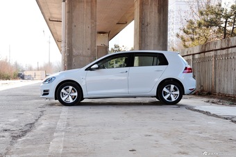 2015款高尔夫1.4TSI手动舒适型