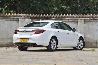 2015款君威1.6T自动精英技术型