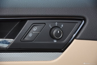 2015款速腾1.6L自动舒适