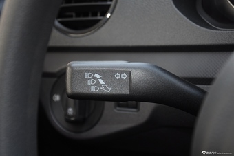 2015款捷达1.6L手动时尚型