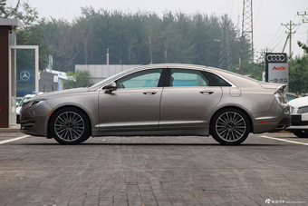 2014款林肯MKZ 2.0T自动尊耀版