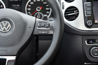 2015款途观2.0TSI自动四驱旗舰版