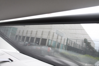 2015款红旗H7 3.0L自动尊贵型