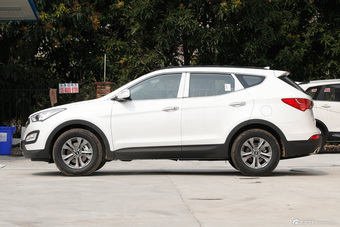 2015款全新胜达2.0T自动四驱智能型 5座