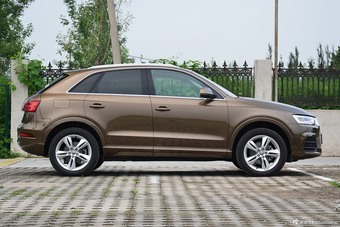 2016款奥迪Q3 2.0T自动35TFSI风尚型