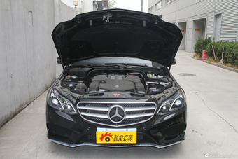2015款奔驰E320L 3.0T自动运动轿车图片