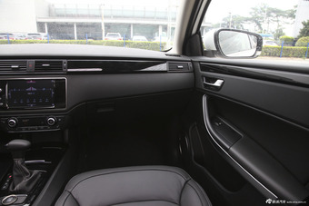 2016款观致3都市SUV 1.6T自动致臻型