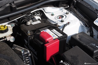 2015款海马福美来1.6L自动品尚型