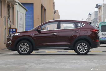 2015款全新途胜1.6T自动两驱智能型