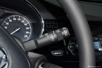 2016款昂科拉1.4T手动两驱都市进取型18T