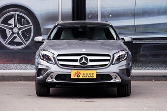 2015款 奔驰GLA220 4MATIC时尚型