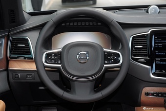 2015款沃尔沃XC90 2.0T T6限量版