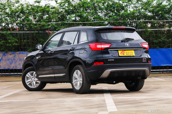 2016款长安CS75 2.0L手动豪华型国4