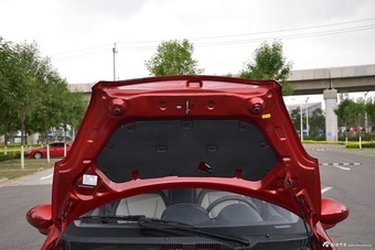 2016款吉利熊猫1.0L AMT酷趣版