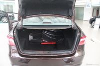 2013款纳智捷 5 Sedan 1.8T 旗舰型