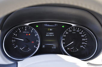 2014款奇骏到店实拍