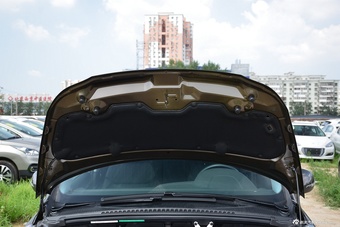 2016款标致3008 1.6THP自动经典版