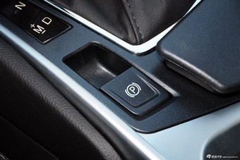 2015款凯迪拉克SRX 3.0L自动豪华版