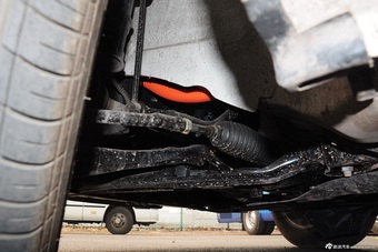 2015款逸动纯电动尊贵版