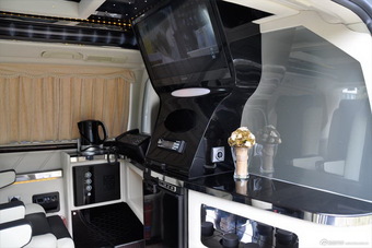 2013款中欧维达莱斯6座