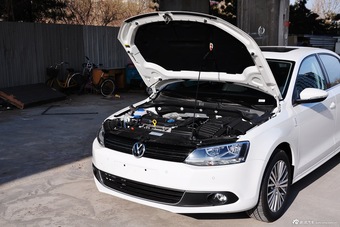 2014款速腾改款1.4TSI自动旗舰版