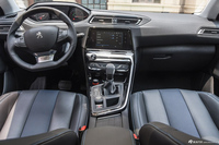 2016款标致308 1.6T自动尊贵版