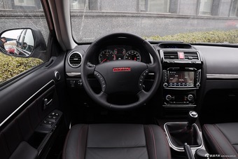 2015款哈佛H5智尊版2.0T手动两驱尊贵型