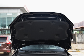 2016款沃尔沃XC90升级版 2.0T自动 T6智尊版