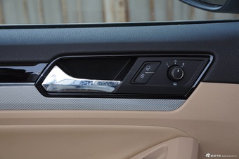 2015款速腾1.6L自动舒适