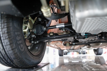 2013款风云2 1.5L手动掀背锐意版