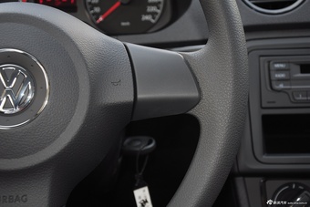 2015款捷达1.6L手动时尚型