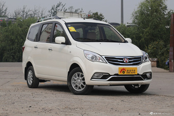 2015款北汽威旺M30舒适型